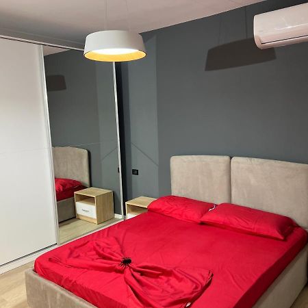 Amion Apartment In Center Of Τίρανα Εξωτερικό φωτογραφία