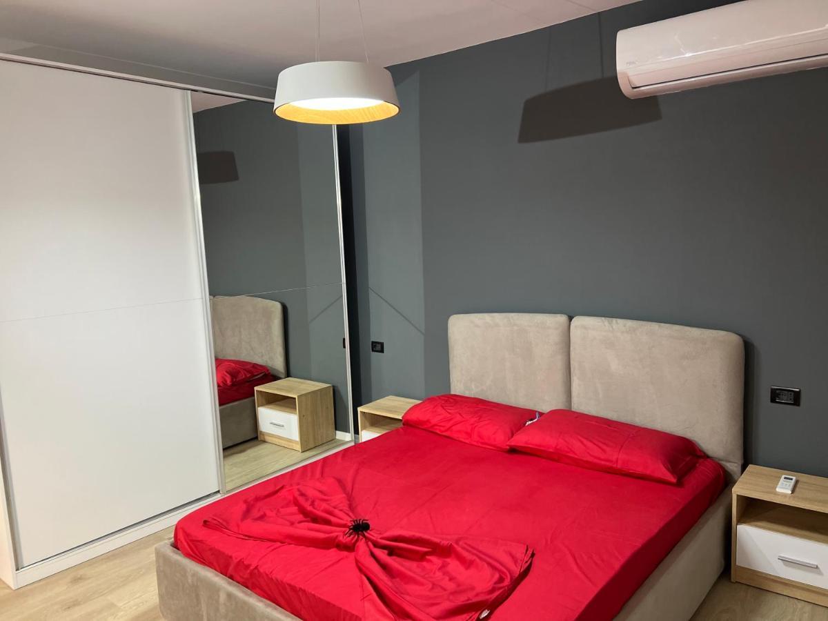 Amion Apartment In Center Of Τίρανα Εξωτερικό φωτογραφία