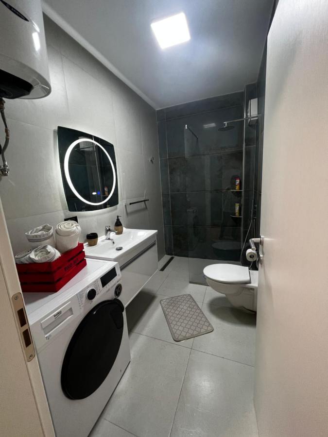 Amion Apartment In Center Of Τίρανα Εξωτερικό φωτογραφία