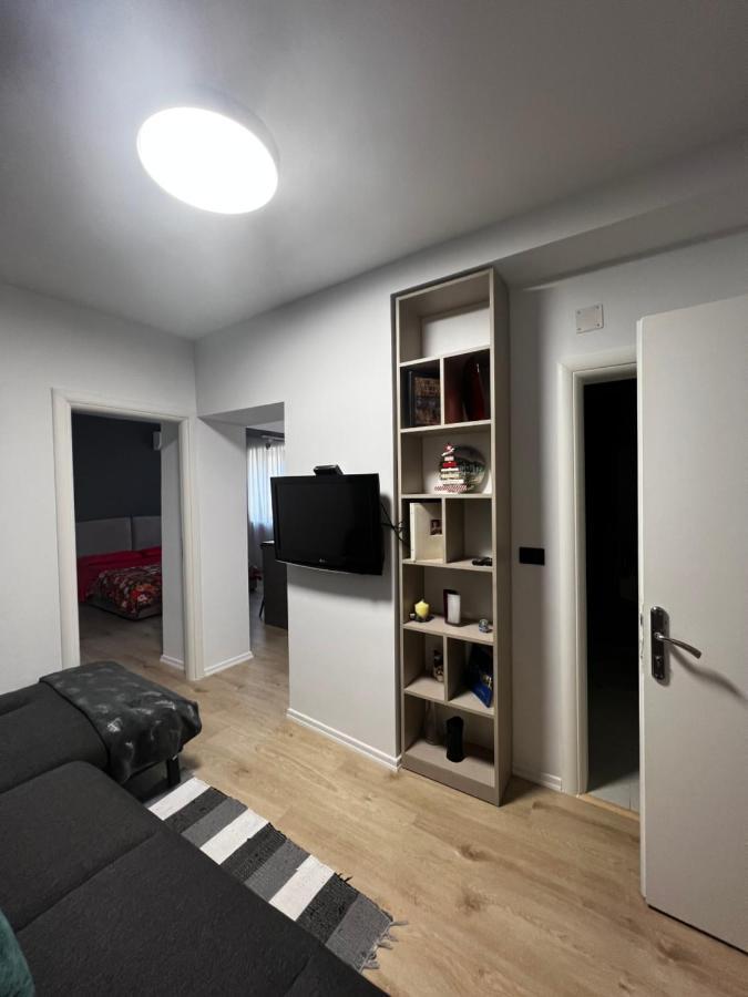Amion Apartment In Center Of Τίρανα Εξωτερικό φωτογραφία