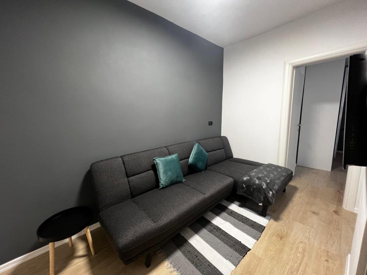 Amion Apartment In Center Of Τίρανα Εξωτερικό φωτογραφία