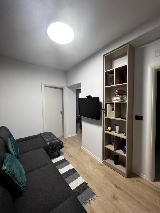 Amion Apartment In Center Of Τίρανα Εξωτερικό φωτογραφία